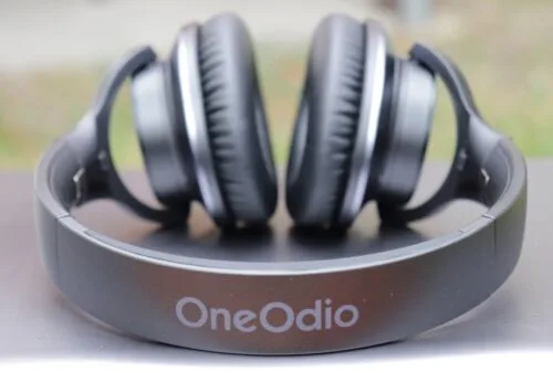 Test OneOdio A10: tanie słuchawki Bluetooth z potężną baterią