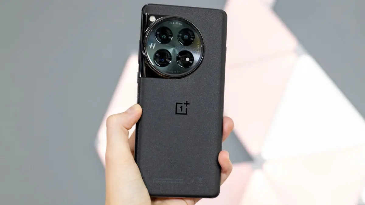 OnePlus AI Eraser usunie ze zdjęcia Twoją byłą (i nie tylko)