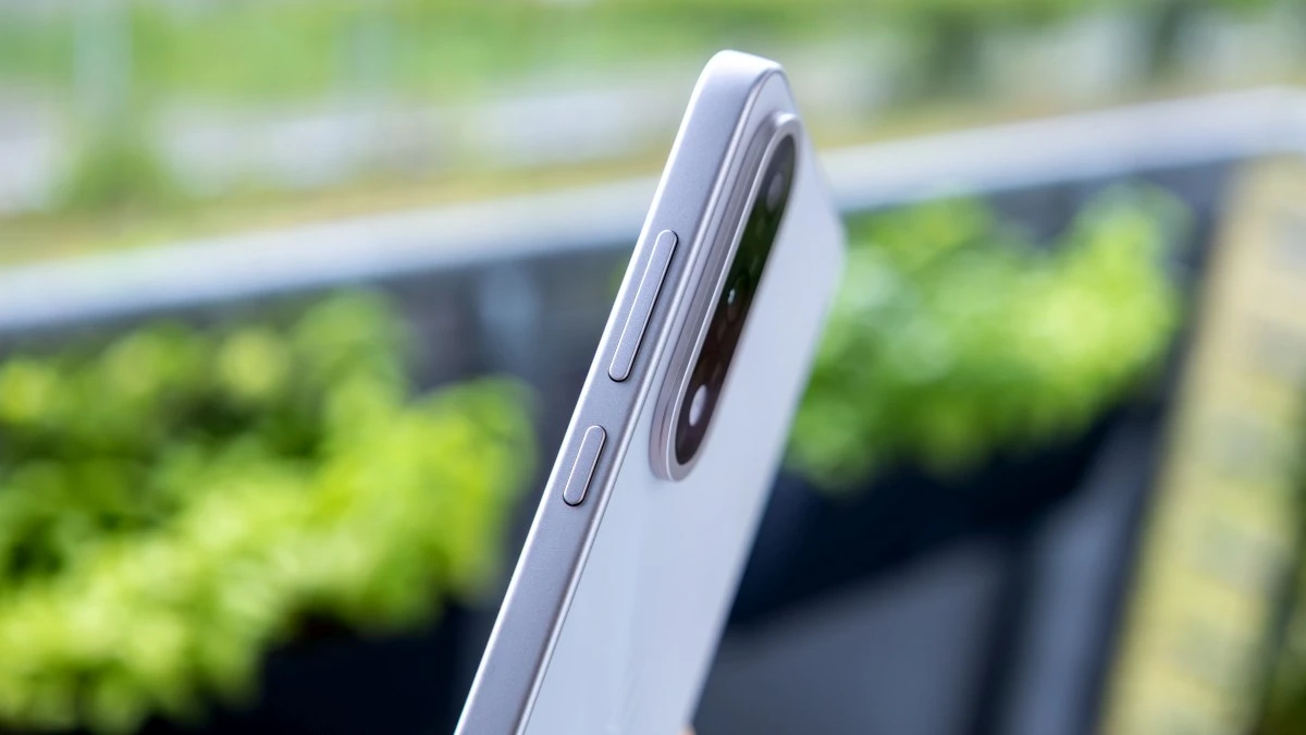 OnePlus Nord 5 - recenzja