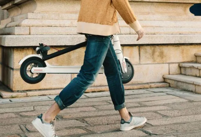 Marzysz o elektrycznej hulajnodze Xiaomi? Teraz możesz ją kupić w atrakcyjnej cenie