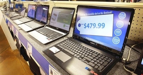 Windows 10 nie pomógł. Sprzedaż komputerów wciąż spada