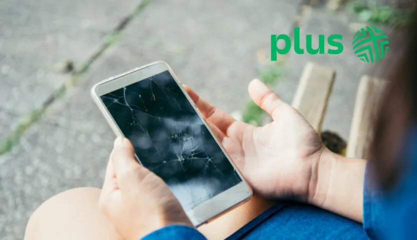 Pakiet All In w Plusie. Gwarancja naprawy sprzętu nawet w przypadku zalania lub uszkodzenia wyświetlacza. Ile kosztuje?
