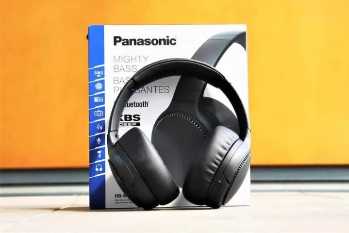 Panasonic RB-M500B: test słuchawek Bluetooth z basem, który urywa głowę