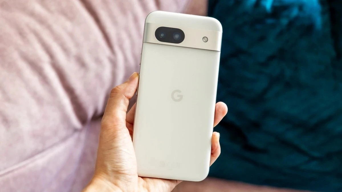 Google Pixel 8a – recenzja. Uroczy smartfon, ale…