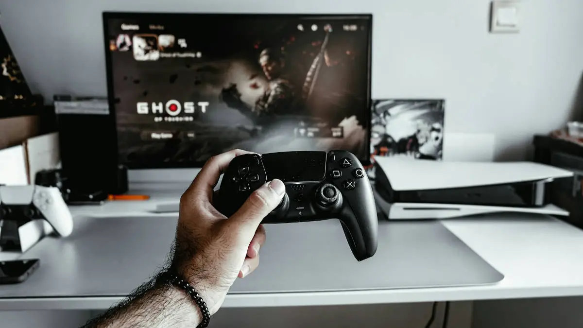 Asystent zamiast tradycyjnej pauzy? Sony nie chce żebyś przestawał grać