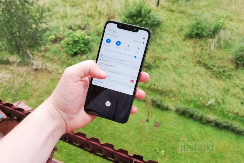 Pocophone F1 4