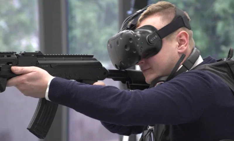 Rozwiązanie polskiego start-upu sprawi, że policjanci będą trenować strzelanie w wirtualnej rzeczywistości
