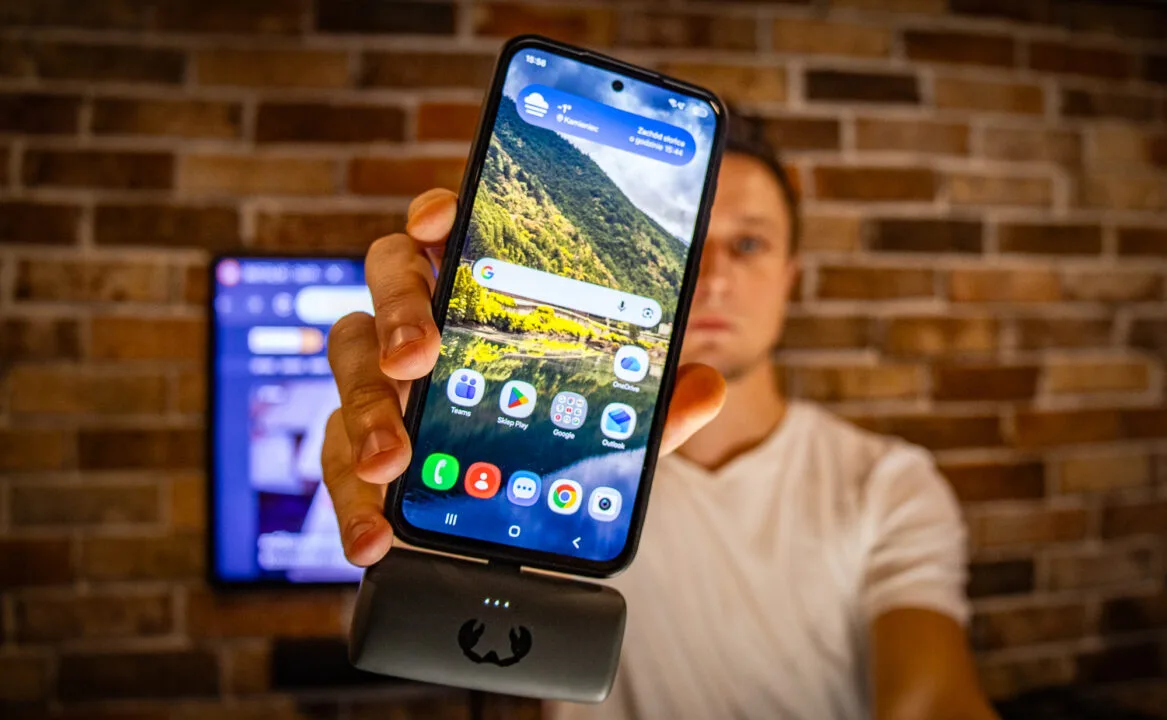 Powerbank z Action za grosze. Małe urządzenie, które robi zaskakująco dobrą robotę (test)