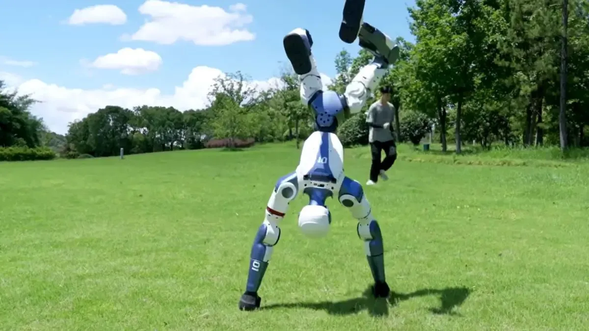 Humanoidalny robot za grosze? Unitree R1 wkrótce trafi na Aliexpress