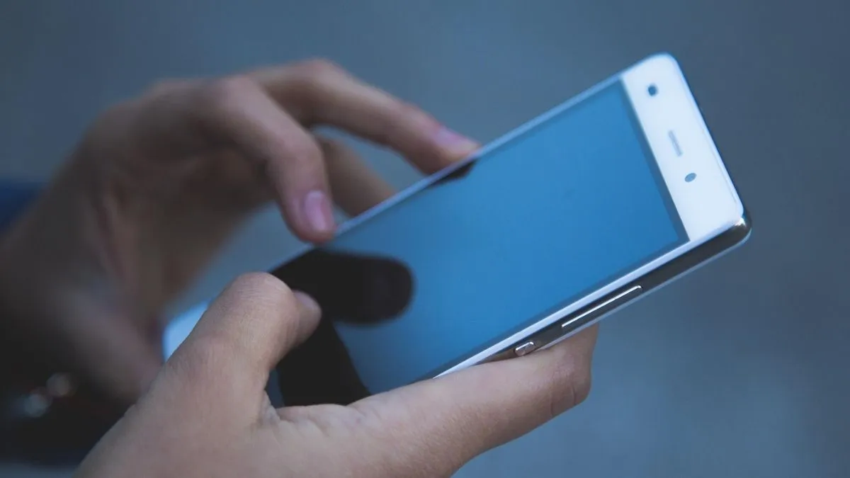 Orange walczy z cyberprzemocą. Nowa funkcja „Antyhejt” już w aplikacji