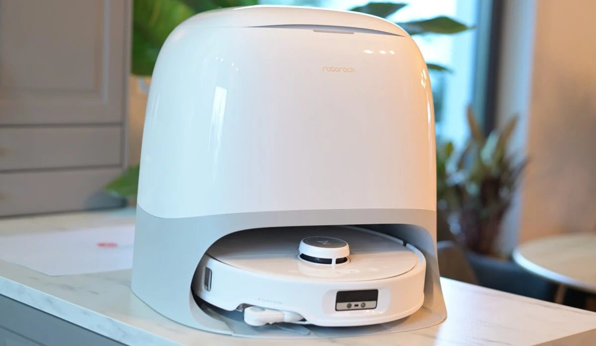 Roborock Qrevo Curv – recenzja. Zabawna nazwa, poważny robot sprzątający