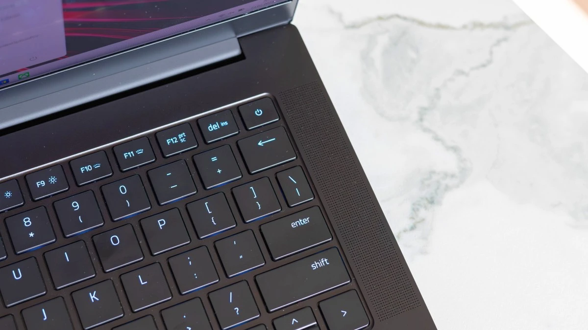 Razer Blade 14 (2024)