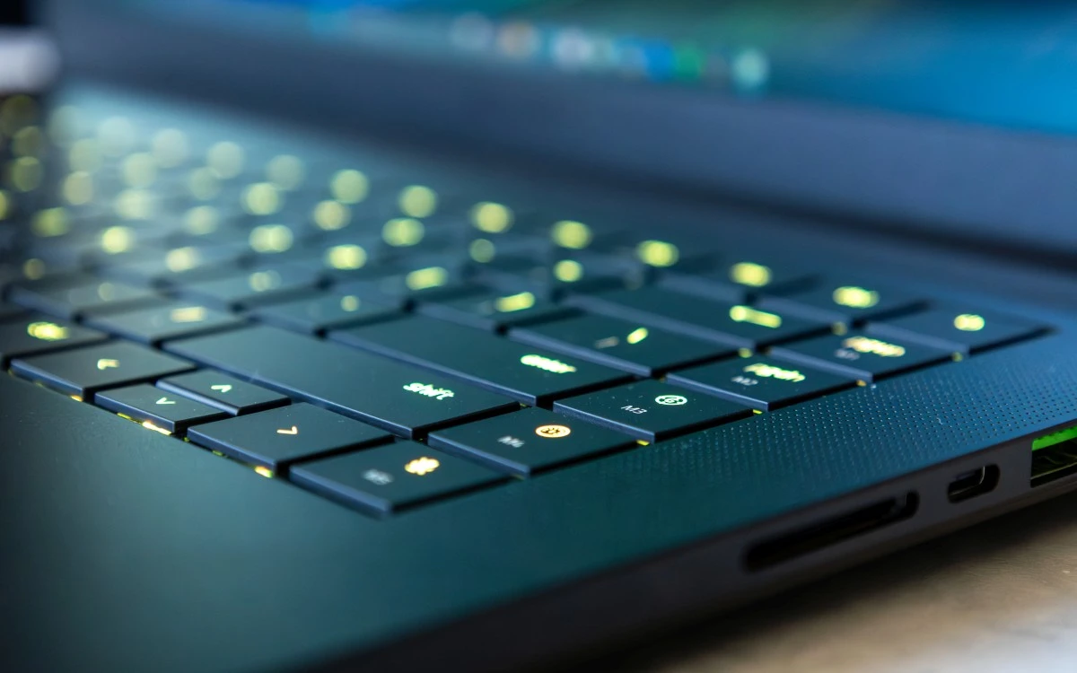 Razer Blade 16 (2025) recenzja