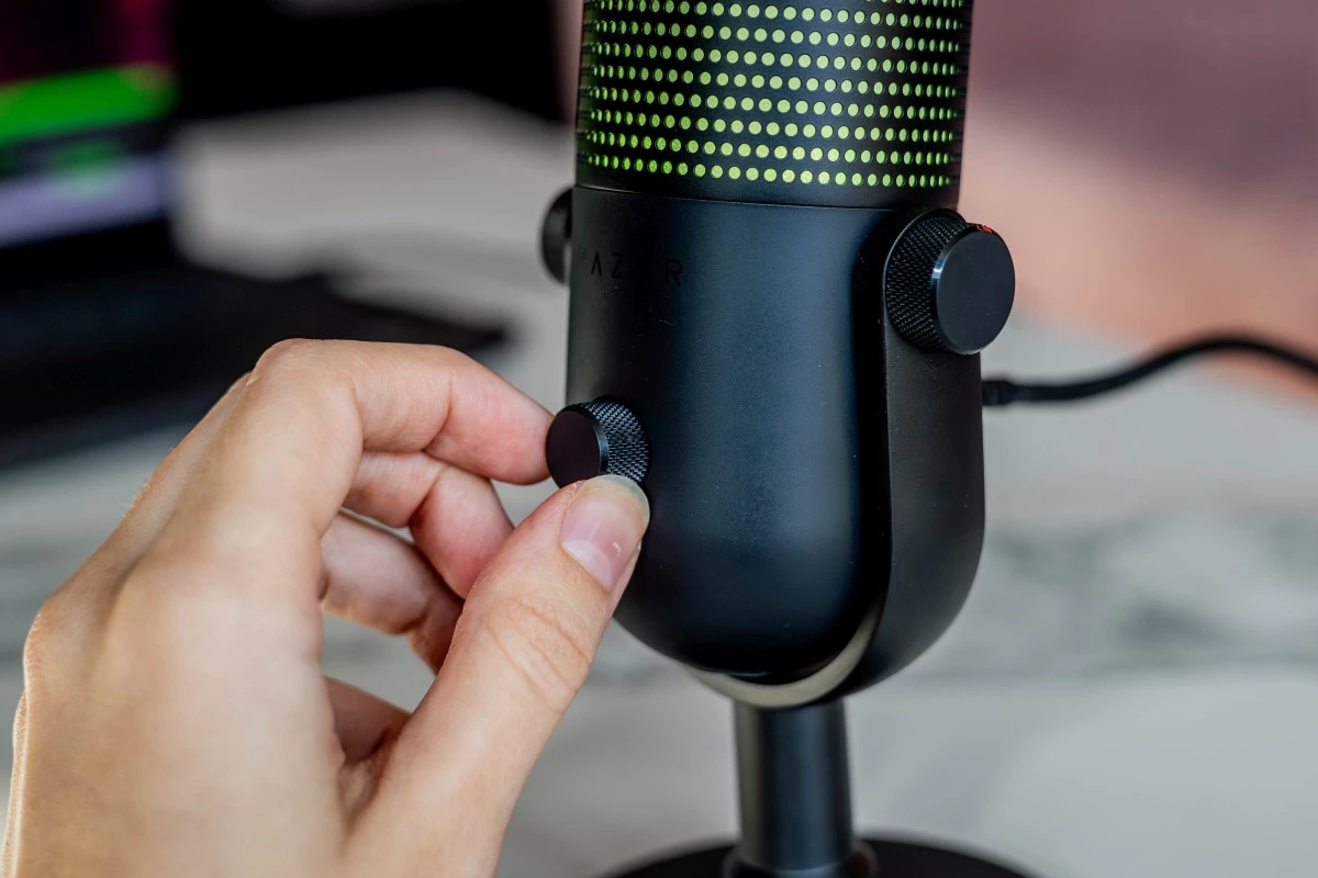 Razer Seiren V3 Chroma