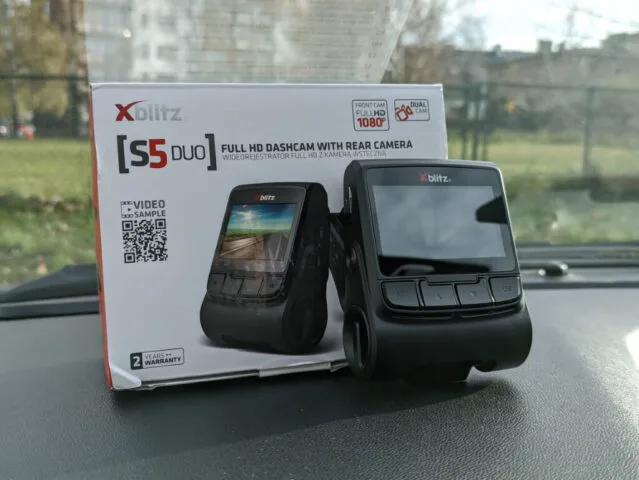 Xblitz S5 Duo. Test rejestratora jazdy z kamerą cofania