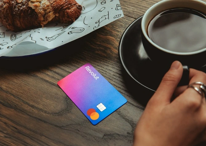 Karta revolut - nowe logo
