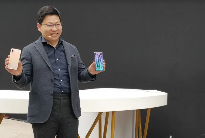 CEO Huawei przyznaje – składany smartfon w 2019 roku