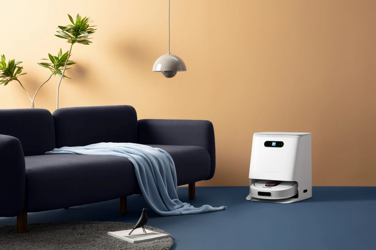Robot sprzątający z bazą Roidmi EVA teraz w promocyjnej cenie