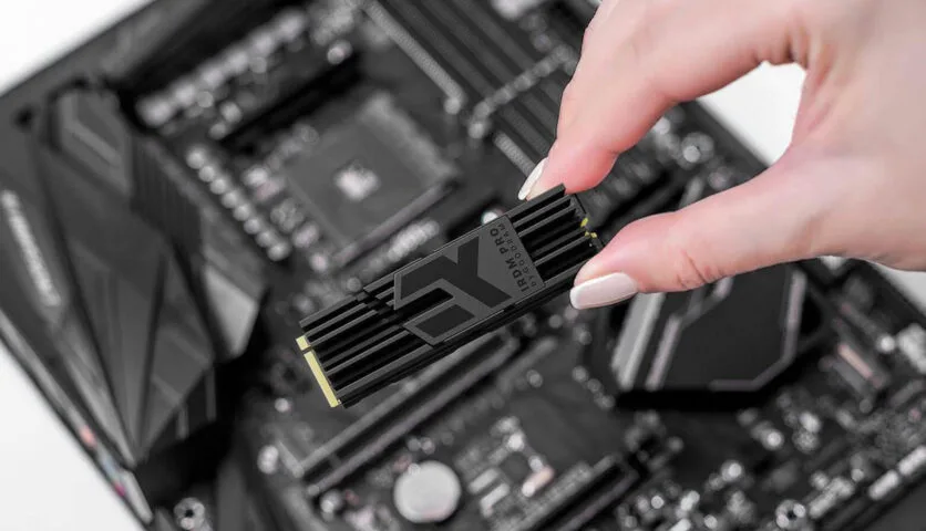 GOODRAM wprowadza szybkie dyski SSD IRDM PRO M.2 z interfejsem PCIe 4 x4 NVMe
