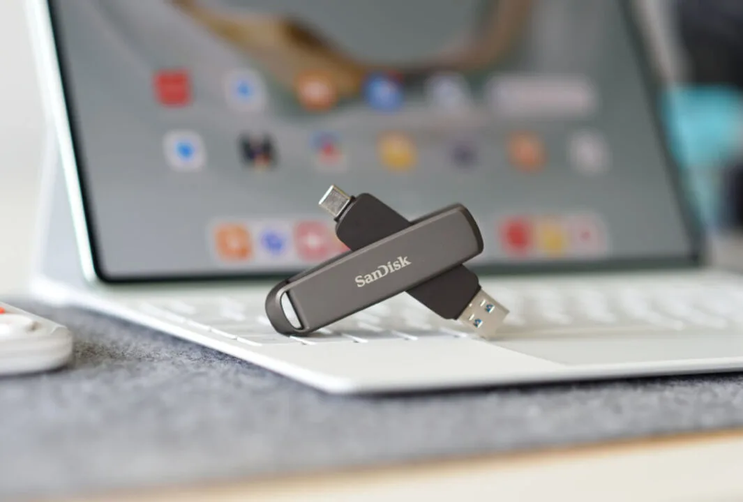 SanDisk Extreme PRO Dual Drive. Przenośny dysk do komputera i smartfonu (recenzja)