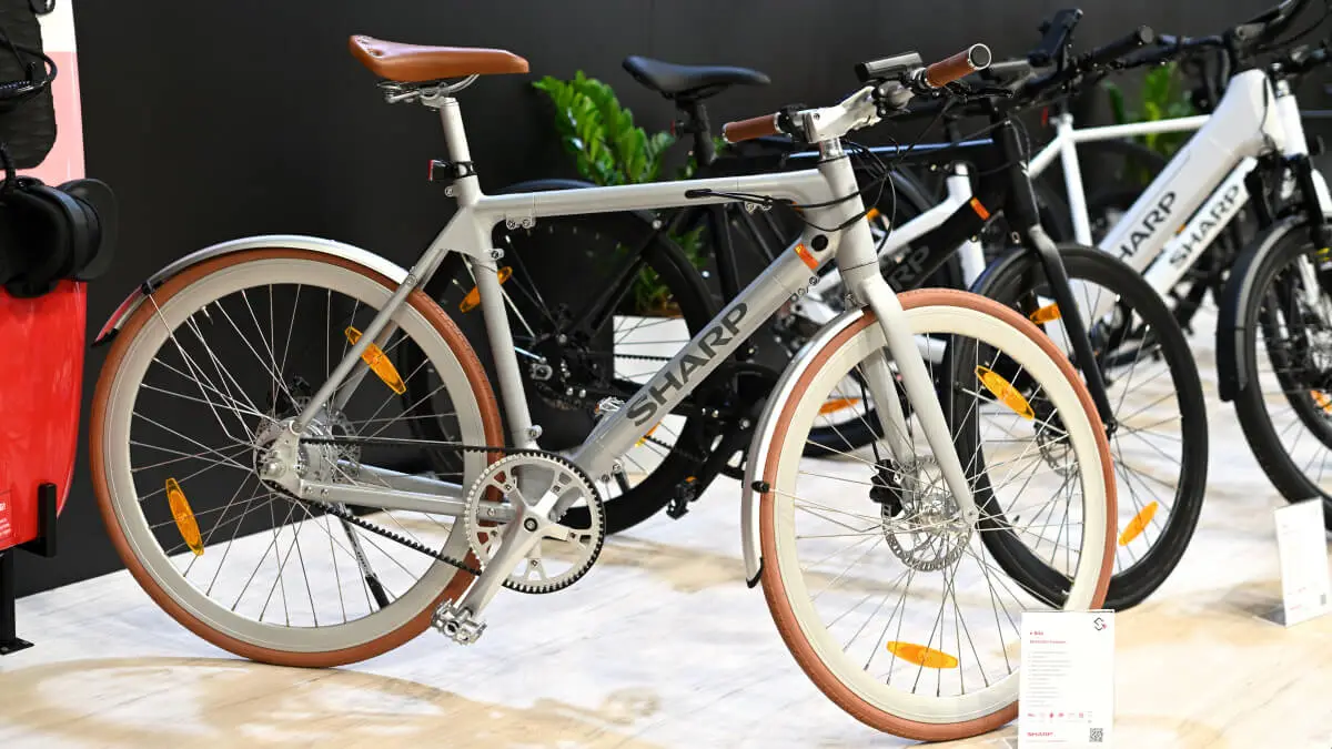 Sharp idzie w e-mobilność, pamięta też o audio. Przegląd nowości