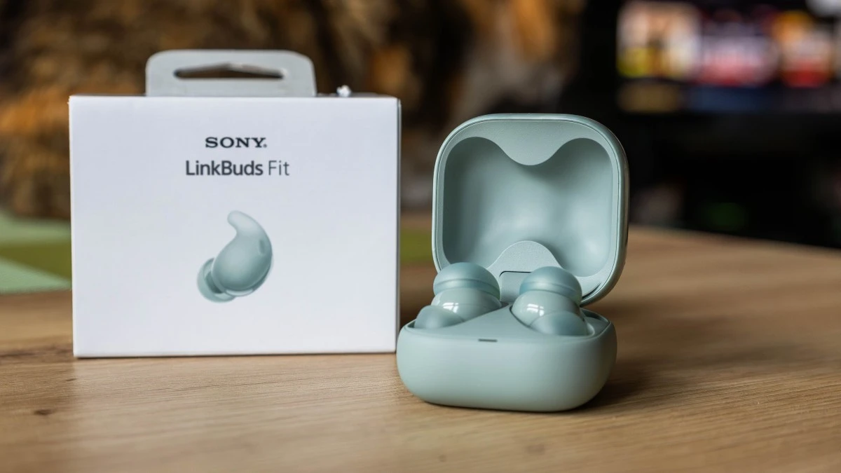 Recenzja słuchawek Sony LinkBuds Fit. Ich brzmienie zachwyca, ale reszta budzi mieszane odczucia