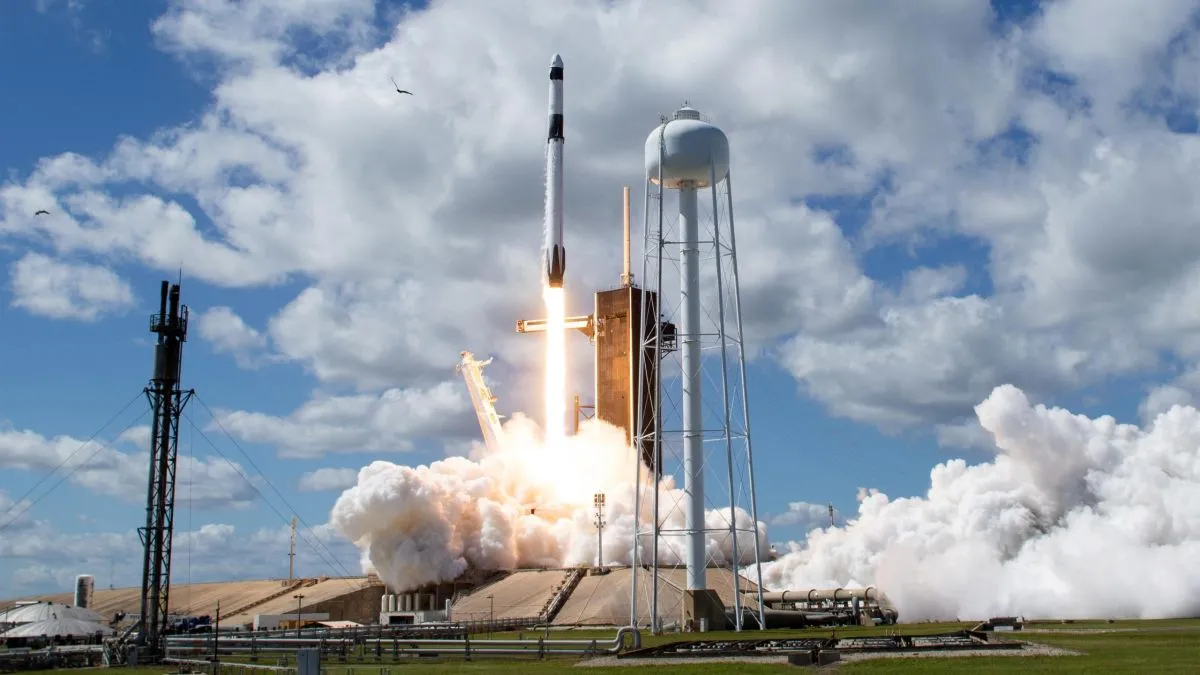 Pojedynczy włos niemal wstrzymał start rakiety SpaceX