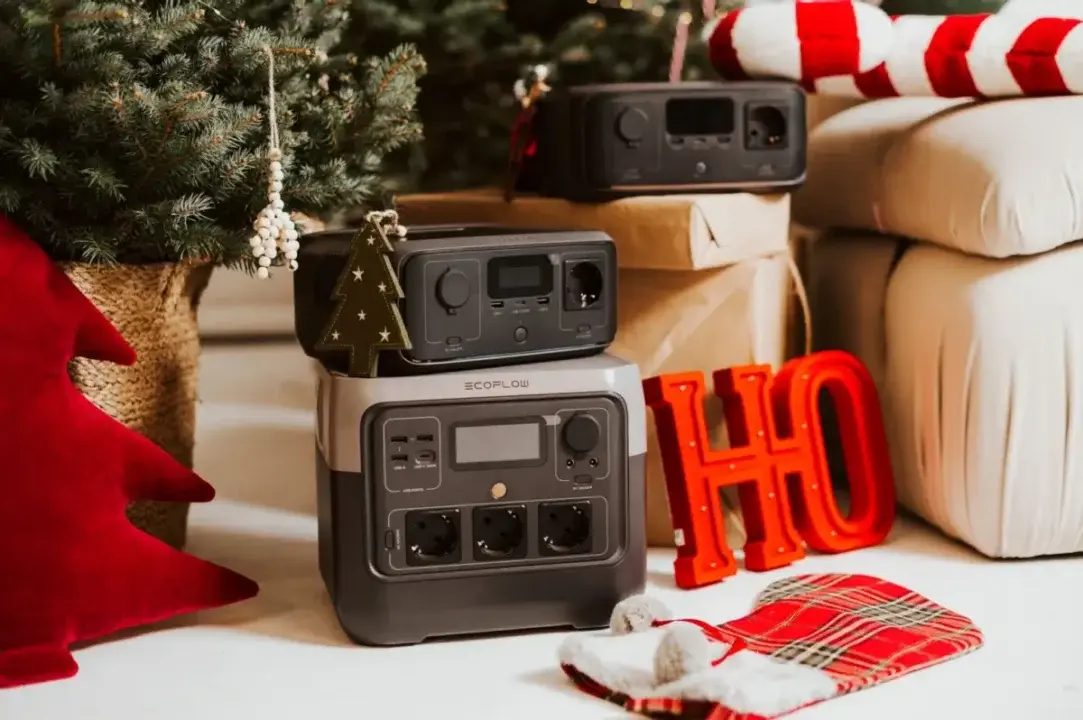 Stacja zasilania to świetny pomysł na prezent. Fani podróży i gadżetów będą wniebowzięci