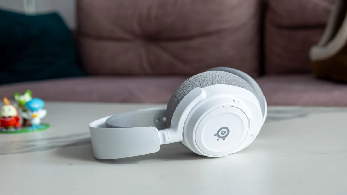 SteelSeries Arctis Nova 7 Gen 2 – recenzja. Jedne z najbardziej uniwersalnych słuchawek dla graczy