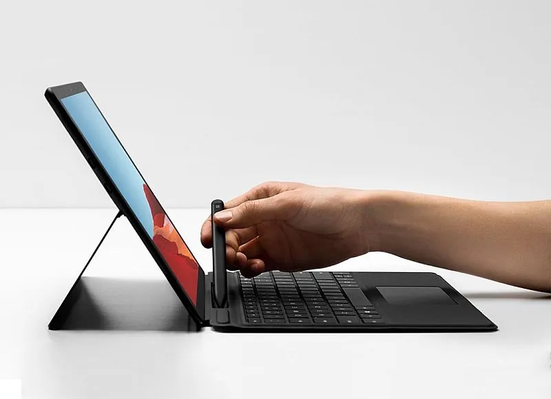 Oto Surface Pro X, który ma chyba wszystko co potrzebne, by stać się hitem