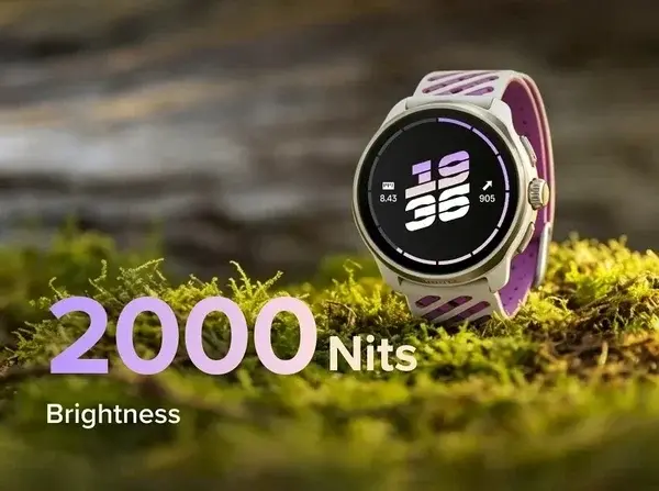 Suunto Race 3S nie boi się słońca.