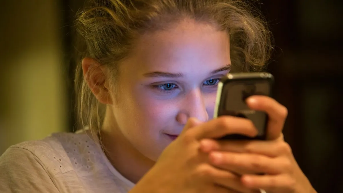 Szkoły bez smartfonów. Kolejny kraj w Europie wprowadza surowy zakaz