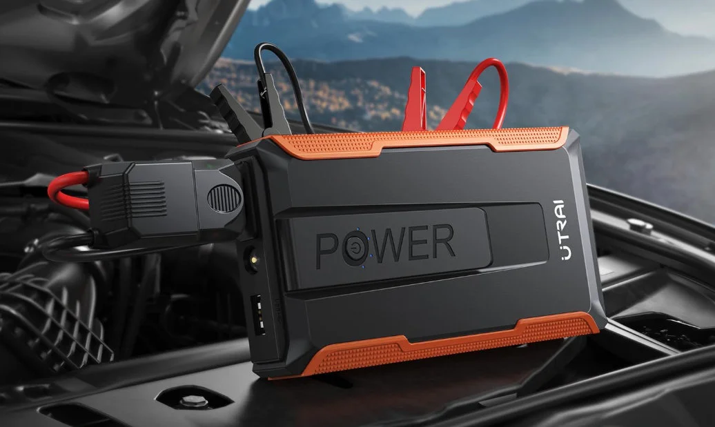 Twoje auto potrzebuje tego gadżetu. Powerbank rozruchowy UTRAI T1 1400A w promocji