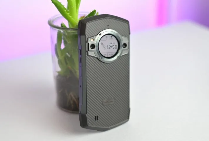 Test Unihertz TickTock 5G. Wytrzymały smartfon z dwoma ekranami