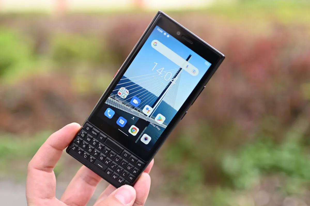 Test Unihertz Titan Slim. Nostalgiczny powrót do fizycznej klawiatury w smartfonie