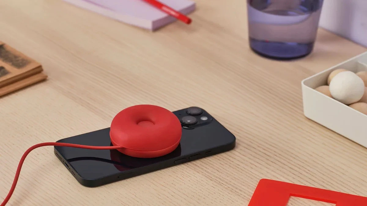 Nowość w IKEA – bezprzewodowa ładowarka, która wygląda jak pączek