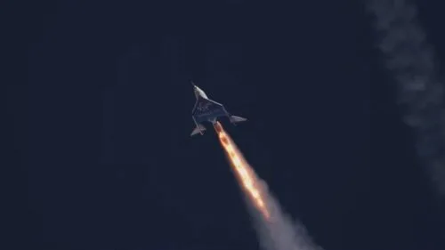 Virgin Galactic rozpoczął turystyczne loty w kosmos (wideo)