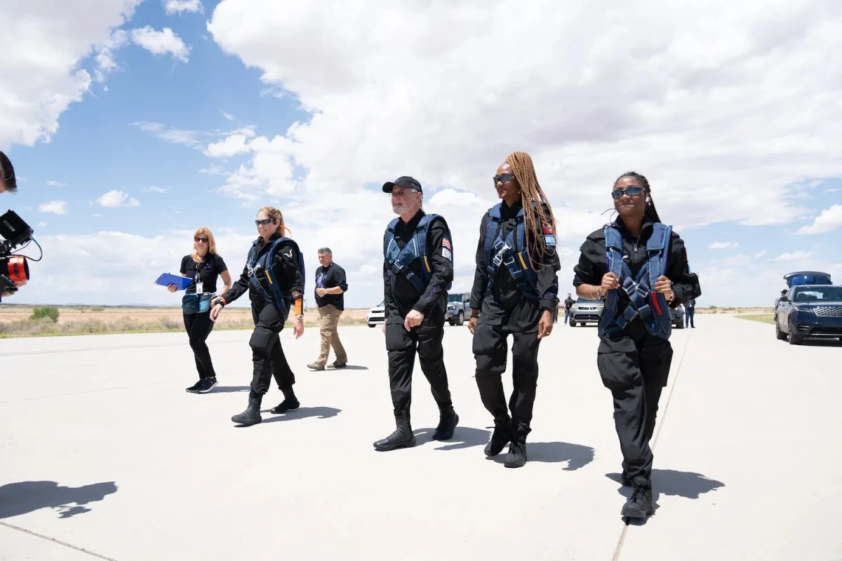 Virgin Galactic 02 załoga