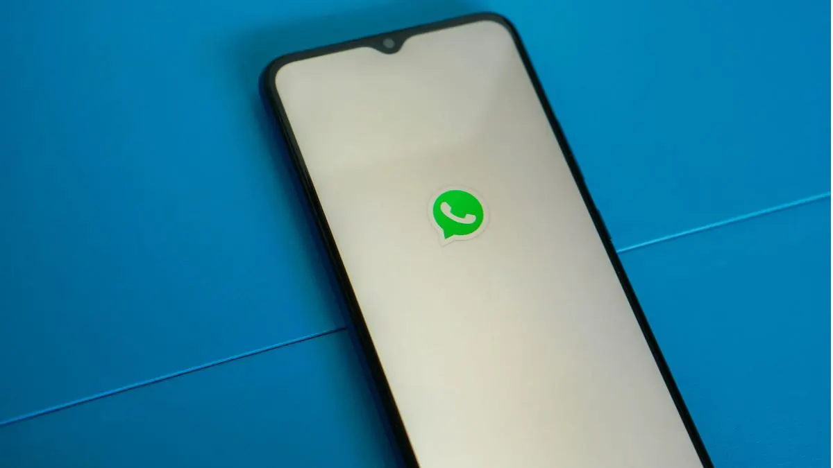 WhatsApp szokuje. AI podsumuje wszystkie prywatne rozmowy