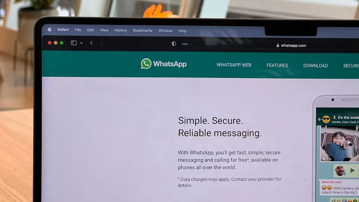 WhatsApp w przeglądarce nareszcie ma sens. Możesz usunąć aplikację