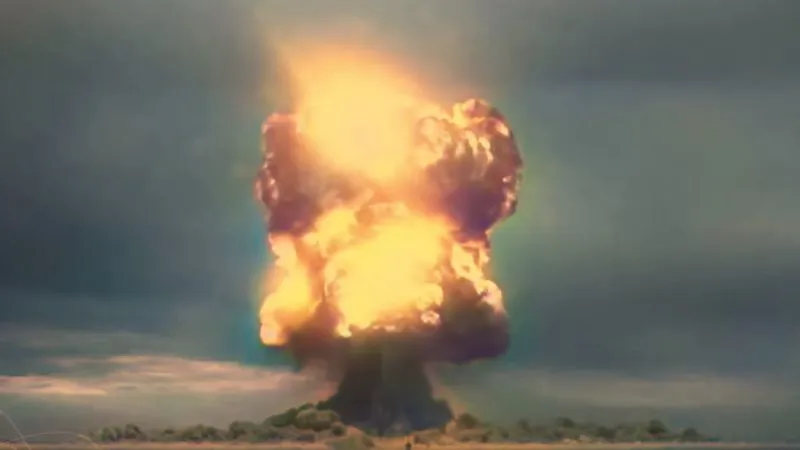 Eksplozja pierwszej radzieckiej bomby atomowej dostępna w kolorze i 4K [wideo]