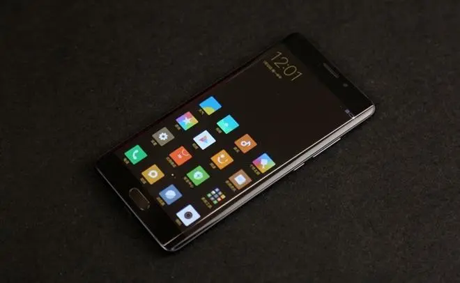 Xiaomi zaprzecza plotkom na temat nowego wariantu Mi Note 2