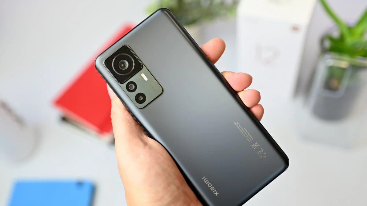 Xiaomi 12T Pro z aktualizacją HyperOS