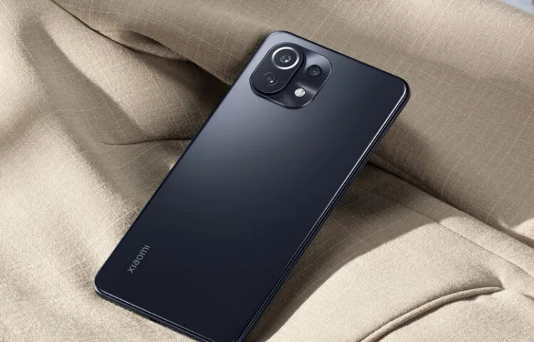 Xiaomi przecenia smartfony na Nowy Rok. Nawet 500 zł taniej na popularne modele