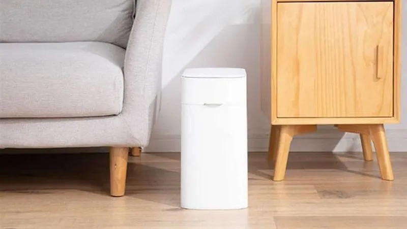 Nowy inteligentny kosz na śmieci Xiaomi spakuje i wymieni za Was worek