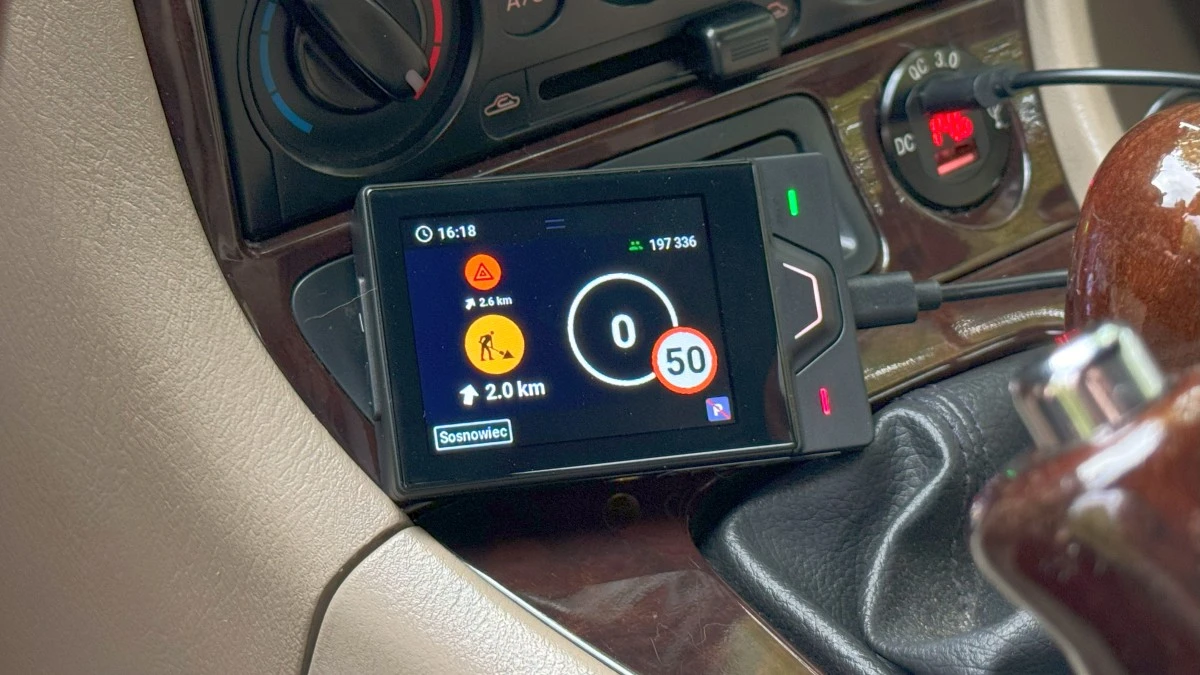 Test Yanosik RS. Fajny gadżet, ale nie dla każdego kierowcy