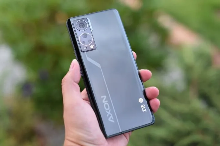 ZTE AXON 30 5G – test smartfonu z niewidocznym aparatem selfie