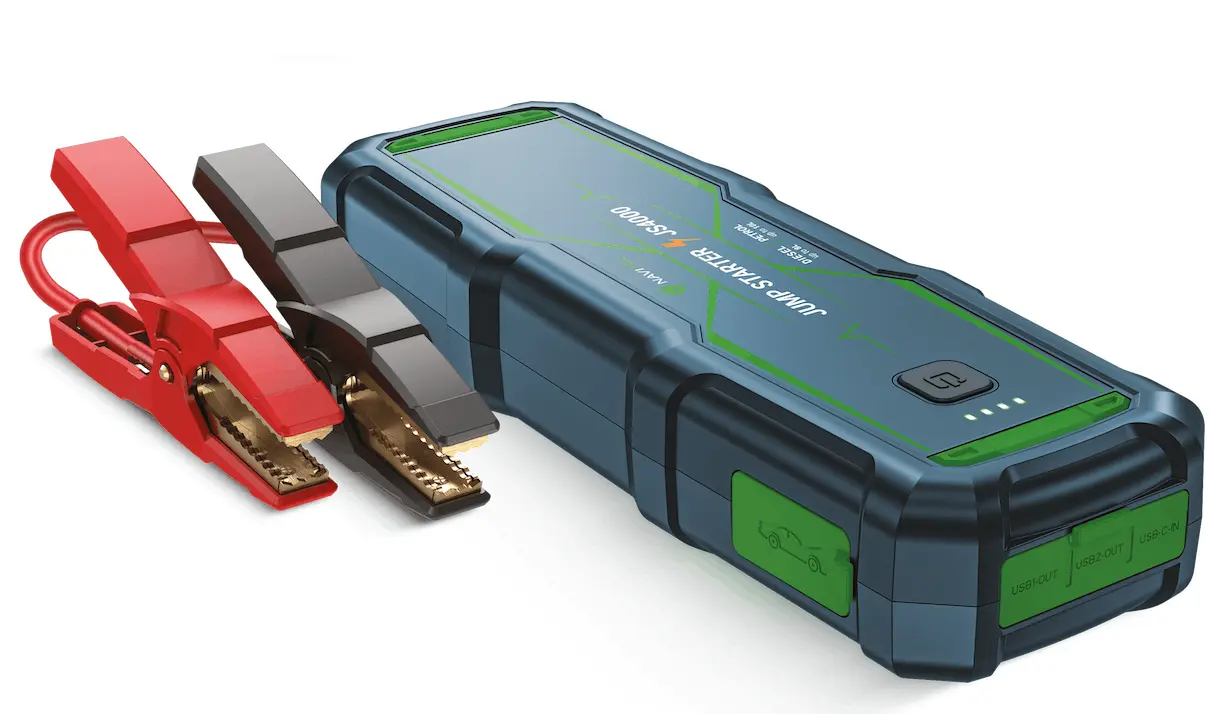 Skuteczny rozruch auta? Navitel ma sprzęt, który pomoże w zimę