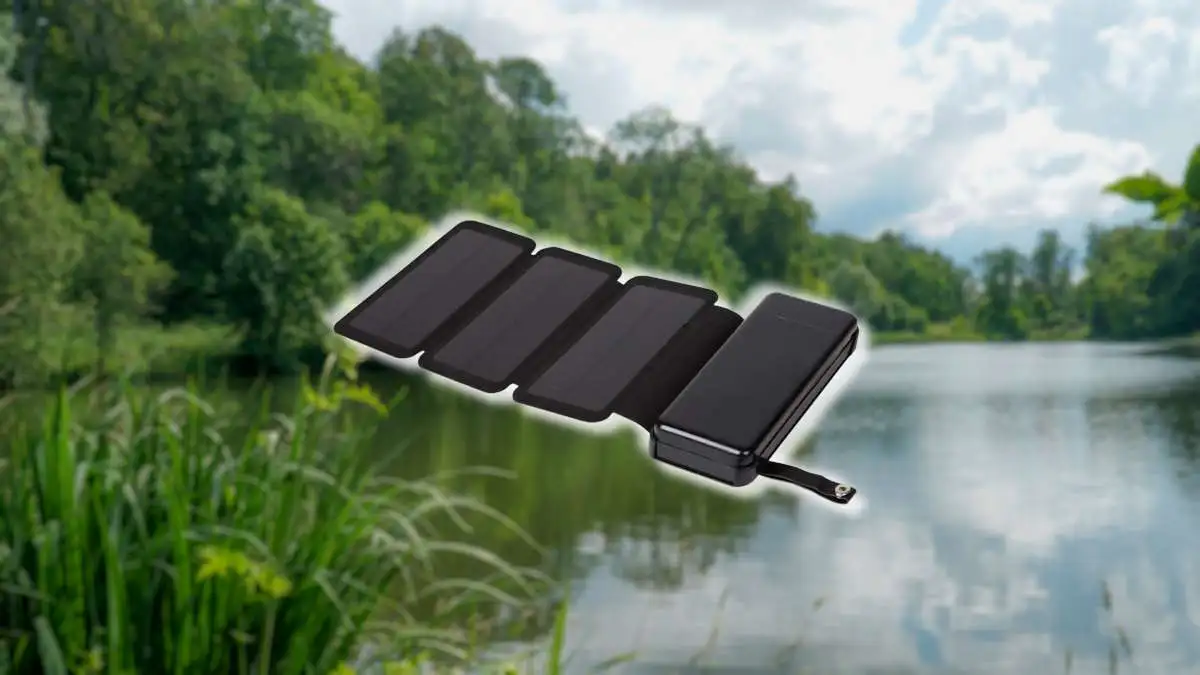 Solarny powerbank w Action za 65 zł. Może uratować Twój wyjazd