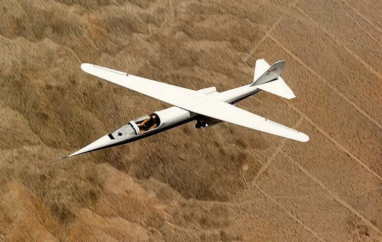 O tym samolocie świat zapomniał. Miał skrzydła jak nożyczki